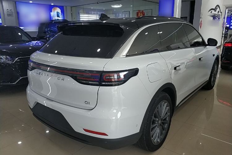 Used Leapmotor C11 2024 All-Electric 580 Luxury Edition Rear Right 45 Deg