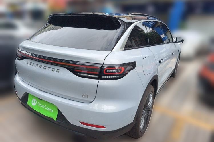 Used Leapmotor C11 2024 Range-Extended 300 Luxury Edition Rear Right 45 Deg