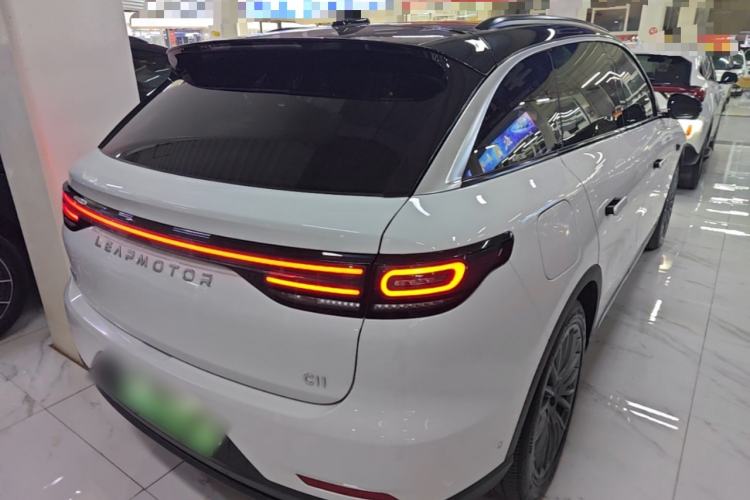 Used Leapmotor C11 2024 All-Electric 580 Luxury Edition Rear Right 45 Deg