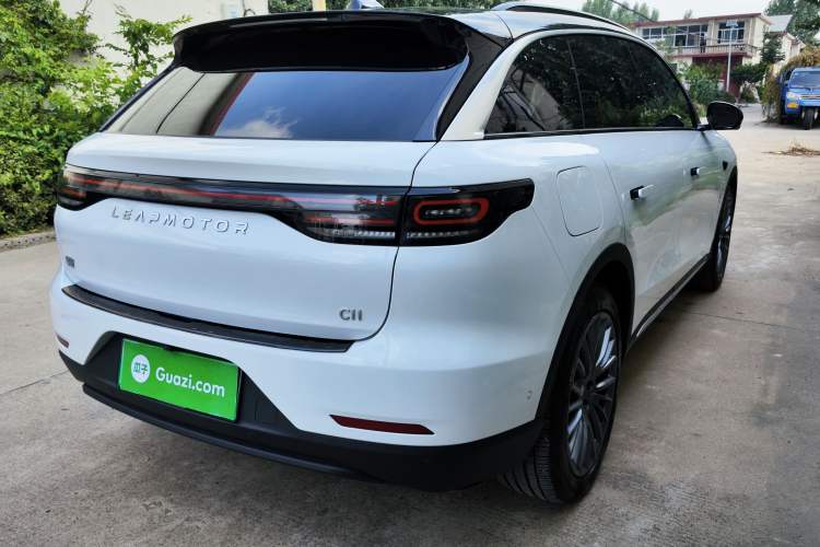 Used Leapmotor C11 2024 All-Electric 580 Luxury Edition Rear Right 45 Deg