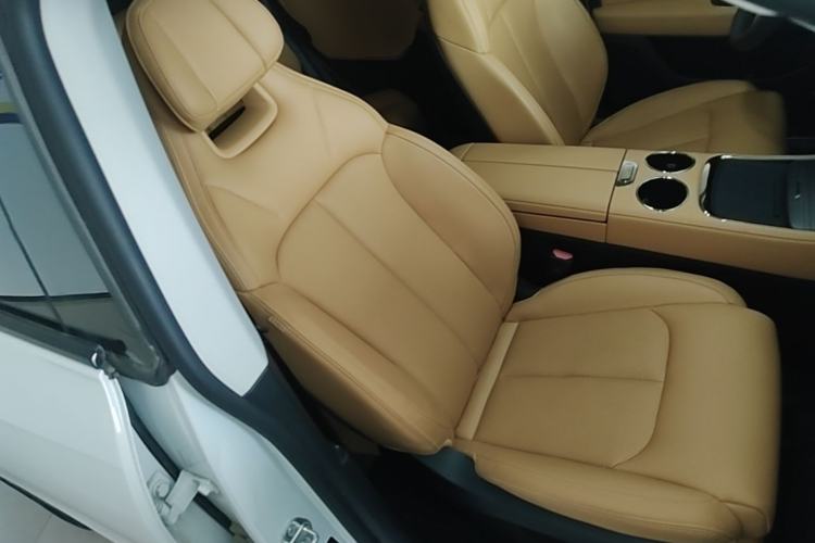 Used Leapmotor C11 2024 All-Electric 580 Luxury Edition Right Front Seat