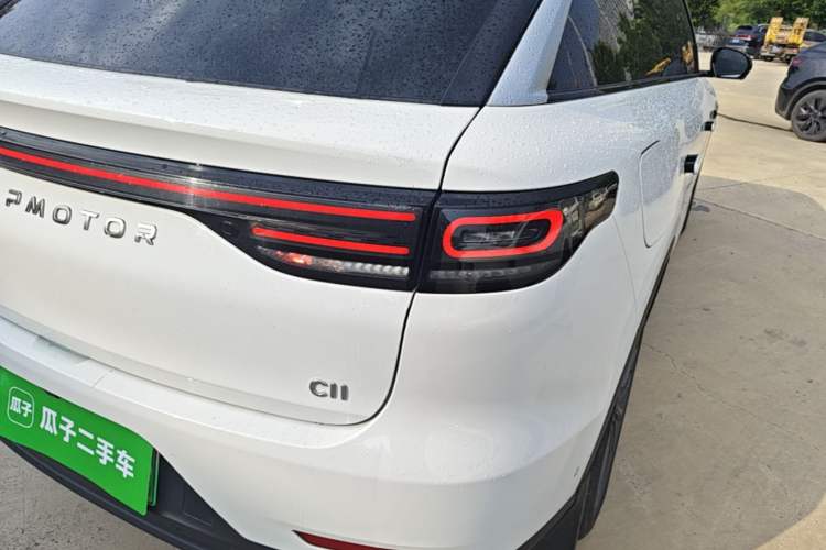 Used Leapmotor C11 2024 All-Electric 580 Luxury Edition Right Rear Taillight