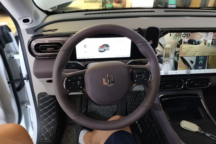 Used Leapmotor C11 2024 Range-Extended 300 Luxury Edition Steering Wheel