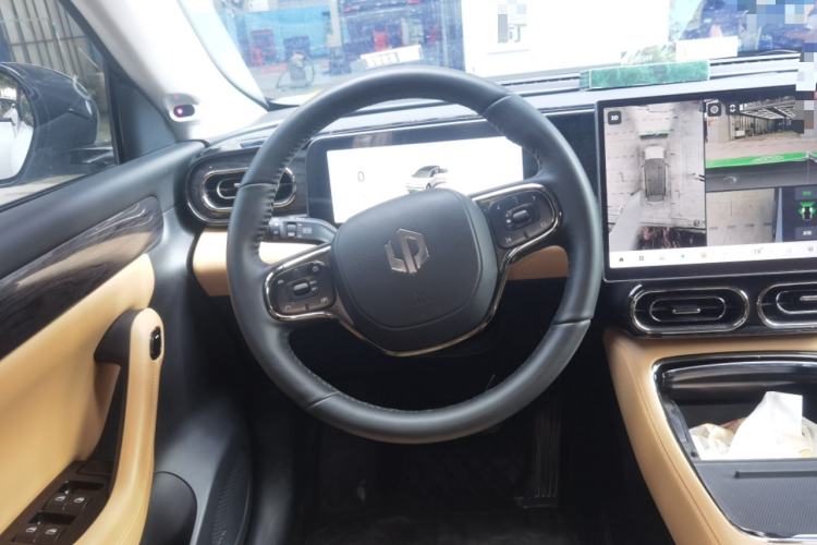 Used Leapmotor C11 2024 Range-Extended 300 Luxury Edition Steering Wheel