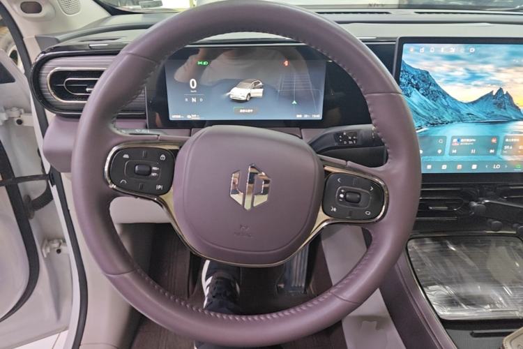 Used Leapmotor C11 2024 All-Electric 580 Luxury Edition Steering Wheel