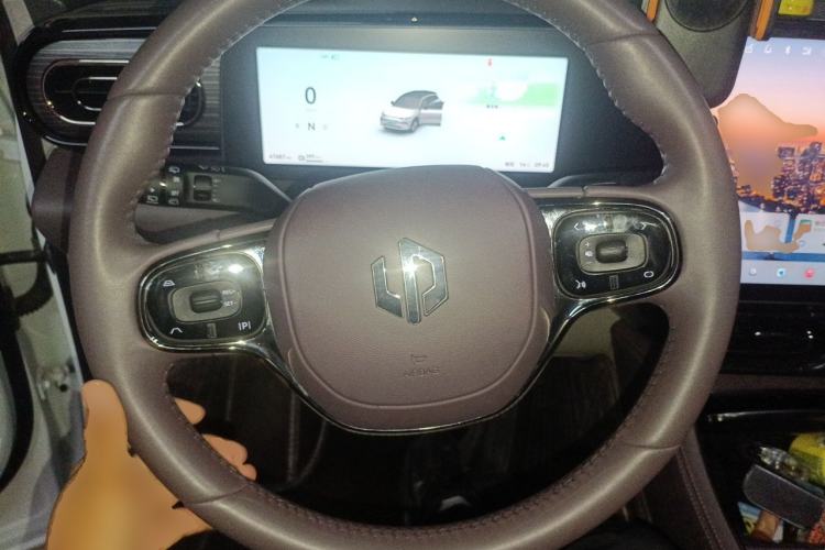 Used Leapmotor C11 2024 All-Electric 580 Luxury Edition Steering Wheel