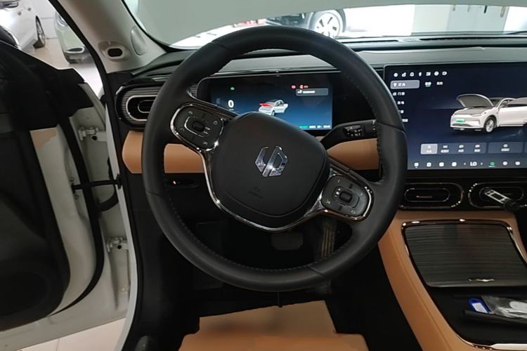 Used Leapmotor C11 2024 All-Electric 580 Luxury Edition Steering Wheel