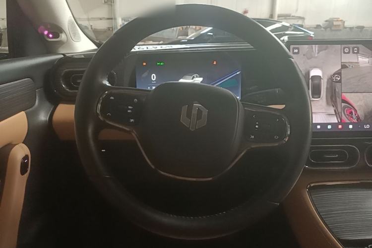 Used Leapmotor C11 2024 All-Electric 580 Luxury Edition Steering Wheel