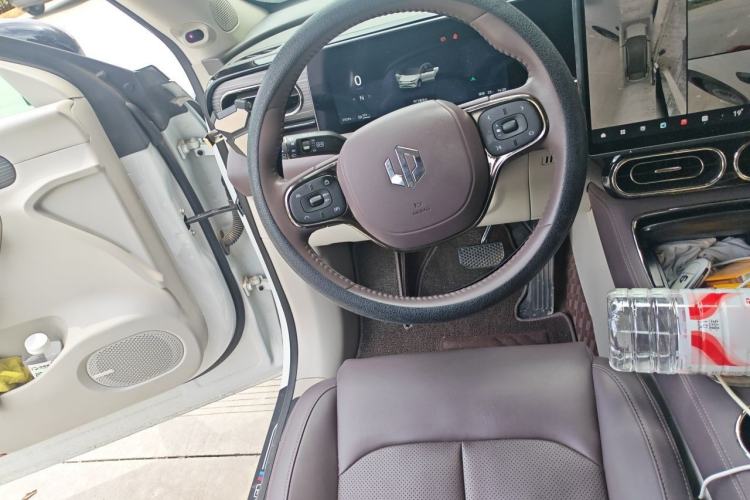Used Leapmotor C11 2024 All-Electric 580 Luxury Edition Steering Wheel