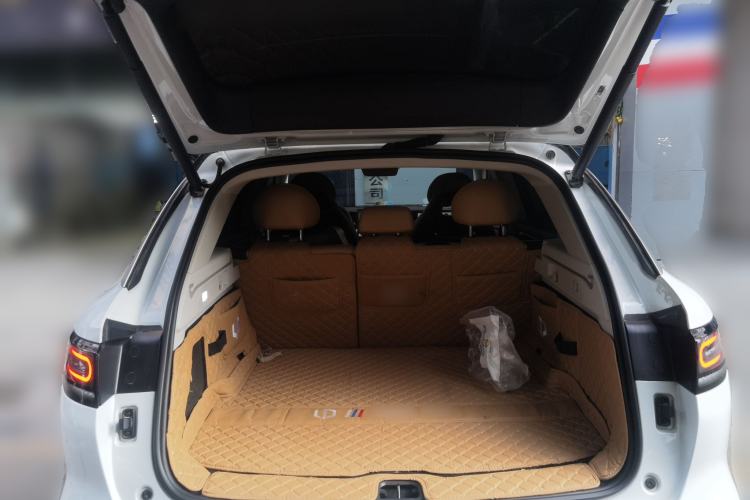Used Leapmotor C11 2024 Range-Extended 300 Luxury Edition Trunk