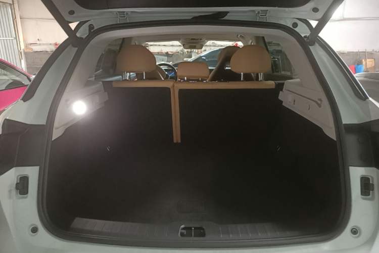 Used Leapmotor C11 2024 All-Electric 580 Luxury Edition Trunk