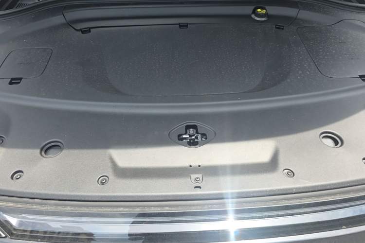 Used Leapmotor C11 2026 All-Electric 640 LiDAR Edition Engine Bay