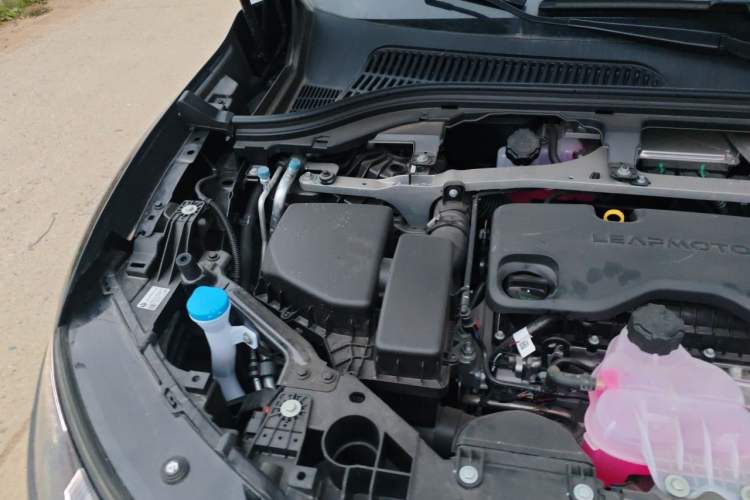 Used Leapmotor C11 2026 Range-Extended 300 LiDAR Prestige Edition Engine Bay Right