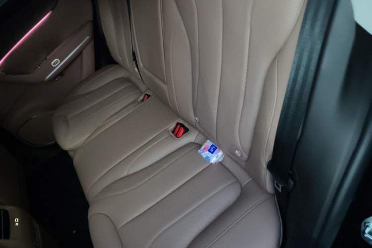 Used Leapmotor C11 2026 All-Electric 640 LiDAR Prestige Edition Left Rear Seat