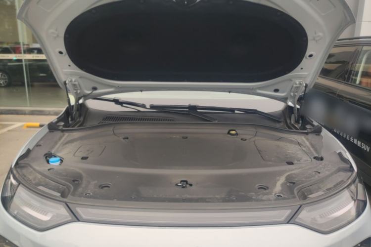 Used Leapmotor C11 2026 All-Electric 640 LiDAR Prestige Edition Engine Bay