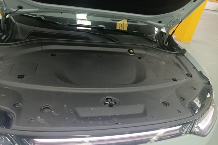 Used Leapmotor C11 2026 All-Electric 640 LiDAR Prestige Edition Engine Bay
