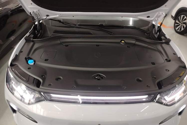 Used Leapmotor C11 2026 All-Electric 640 LiDAR Prestige Edition Engine Bay