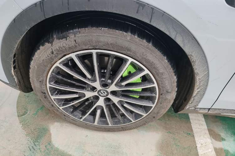 Used Leapmotor C11 2026 All-Electric 640 LiDAR Prestige Edition Left Front Wheel Hub