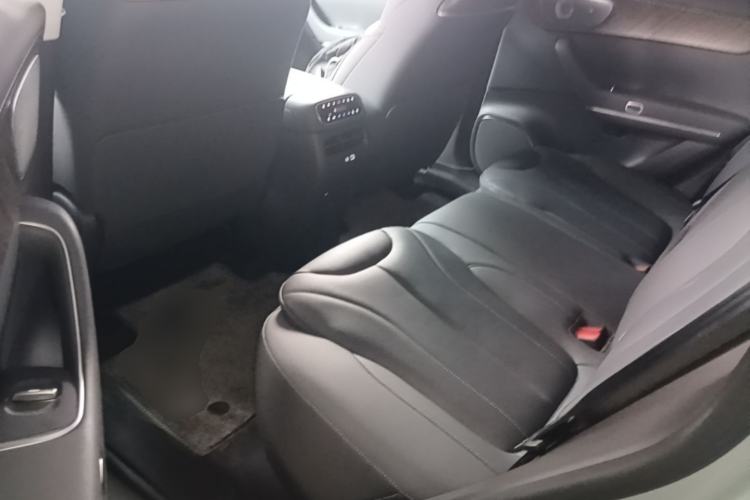 Used Leapmotor C11 2026 All-Electric 640 LiDAR Prestige Edition Left Rear Seat