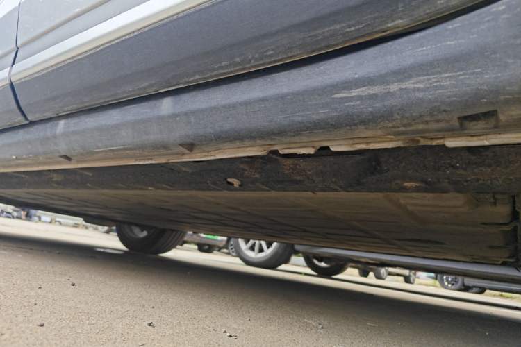 Used Leapmotor C11 2026 All-Electric 640 LiDAR Prestige Edition Left Side Sill