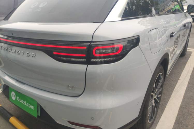 Used Leapmotor C11 2026 All-Electric 640 LiDAR Prestige Edition Right Rear Taillight