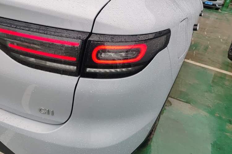 Used Leapmotor C11 2026 All-Electric 640 LiDAR Prestige Edition Right Rear Taillight