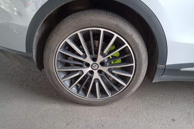 Used Leapmotor C11 2026 All-Electric 640 LiDAR Prestige Edition Right Rear Wheel Hub