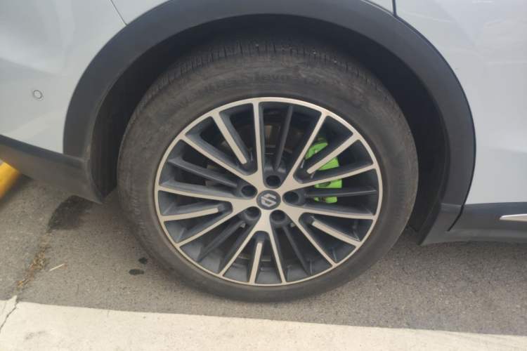 Used Leapmotor C11 2026 All-Electric 640 LiDAR Prestige Edition Right Rear Wheel Hub