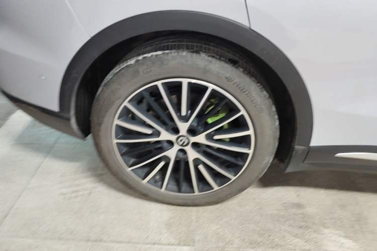 Used Leapmotor C11 2026 All-Electric 640 LiDAR Prestige Edition Right Rear Wheel Hub