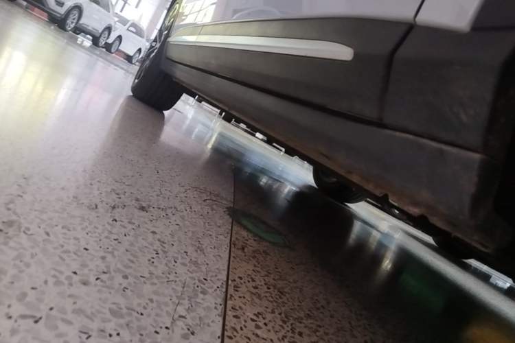Used Leapmotor C11 2026 All-Electric 640 LiDAR Prestige Edition Right Side Sill