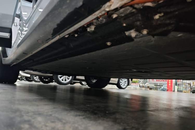 Used Leapmotor C11 2026 All-Electric 640 LiDAR Prestige Edition Right Side Sill
