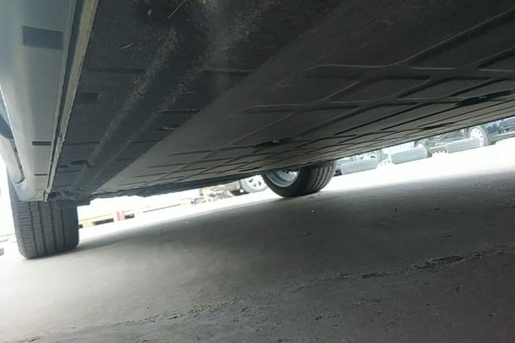 Used Leapmotor C11 2026 All-Electric 640 LiDAR Prestige Edition Right Side Sill