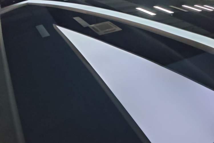 Used Leapmotor C11 2026 All-Electric 640 LiDAR Prestige Edition Roof