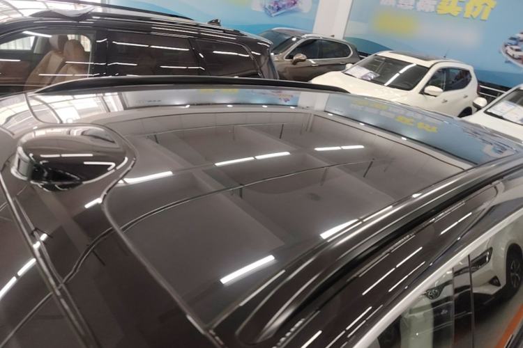 Used Leapmotor C11 2026 All-Electric 640 LiDAR Prestige Edition Roof