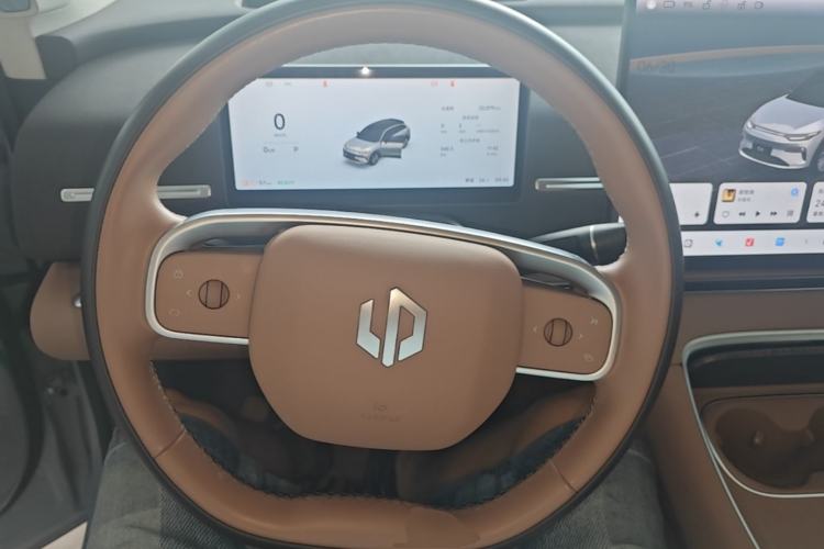 Used Leapmotor C11 2026 All-Electric 640 LiDAR Edition Steering Wheel