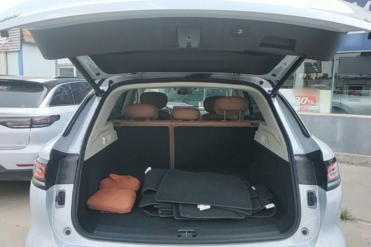Used Leapmotor C11 2026 All-Electric 640 LiDAR Prestige Edition Trunk