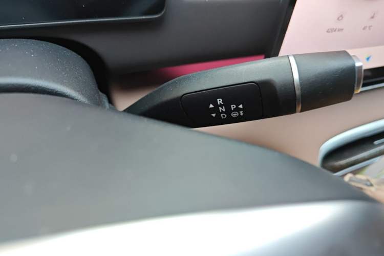 Used Leapmotor C11 2026 Range-Extended 300 LiDAR Prestige Edition Gear Lever