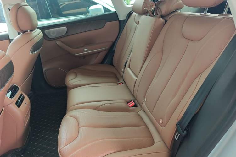 Used Leapmotor C11 2026 All-Electric 640 LiDAR Prestige Edition Left Rear Seat