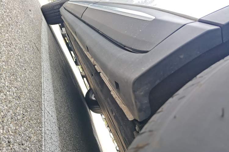 Used Leapmotor C11 2026 All-Electric 640 LiDAR Prestige Edition Left Side Sill