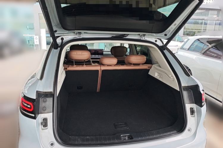 Used Leapmotor C11 2026 All-Electric 640 LiDAR Prestige Edition Trunk