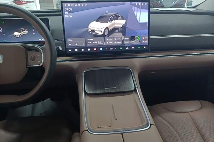 Used Leapmotor C11 2026 All-Electric 640 LiDAR Prestige Edition Audio And AC Panel