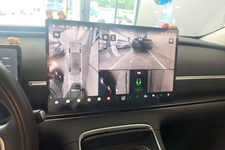 Used Leapmotor C11 2026 All-Electric 640 LiDAR Prestige Edition Audio And AC Panel