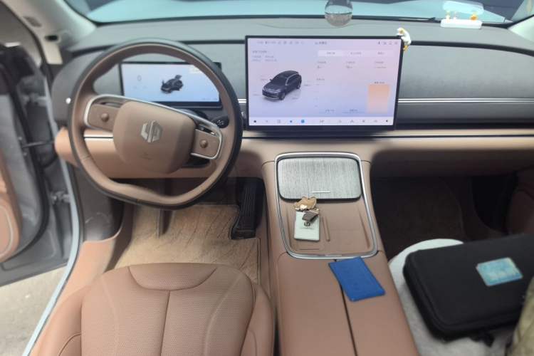 Used Leapmotor C11 2026 All-Electric 640 LiDAR Edition Center Console