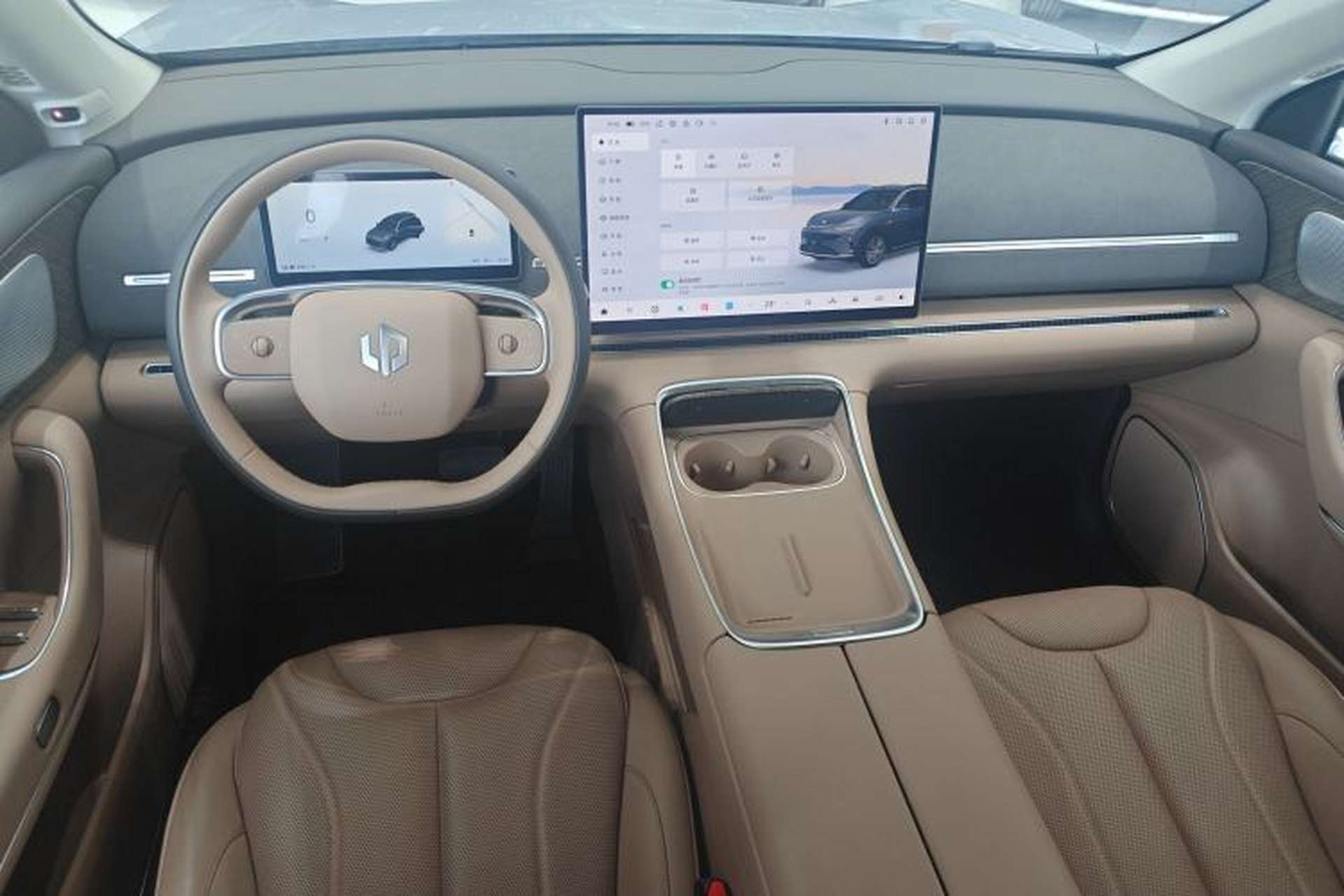 Used Leapmotor C11 2026 All-Electric 640 LiDAR Edition Center Console