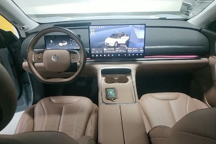 Used Leapmotor C11 2026 All-Electric 640 LiDAR Prestige Edition Center Console