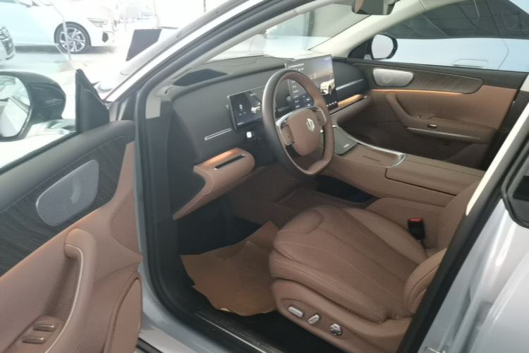 Used Leapmotor C11 2026 All-Electric 640 LiDAR Prestige Edition Driver Seat