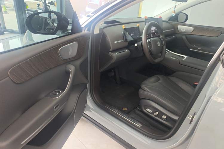 Used Leapmotor C11 2026 All-Electric 640 LiDAR Prestige Edition Driver Seat