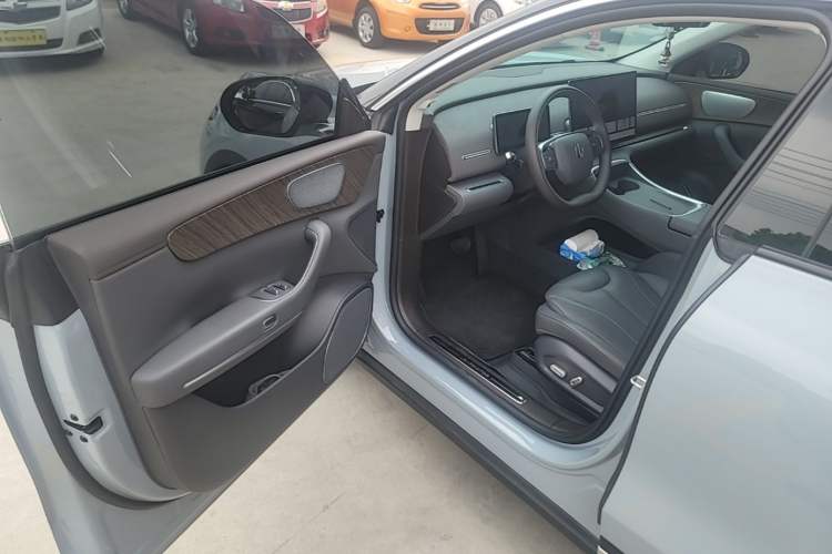 Used Leapmotor C11 2026 All-Electric 640 LiDAR Edition Driver Seat