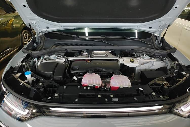 Used Leapmotor C11 2026 Range-Extended 300 LiDAR Prestige Edition Engine Bay