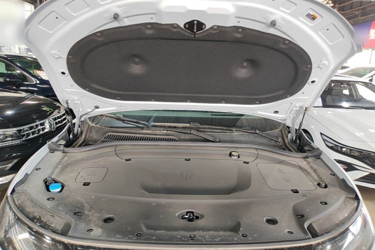 Used Leapmotor C11 2026 All-Electric 640 LiDAR Prestige Edition Engine Bay